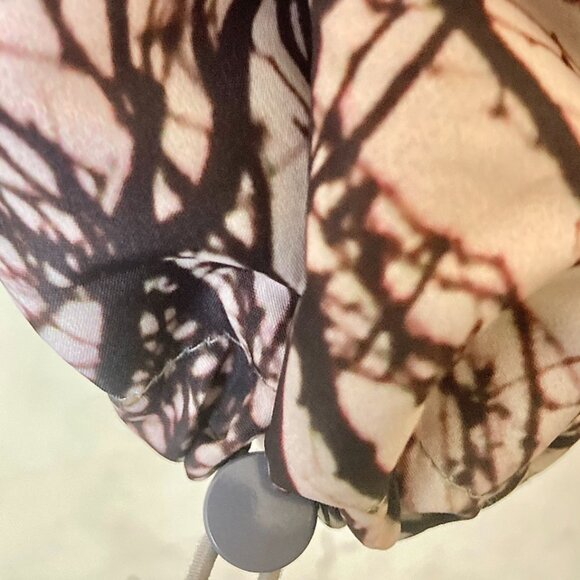 Abstract Tree Adjustable Windbreaker (Blue/Pink) - Picture 11 of 11